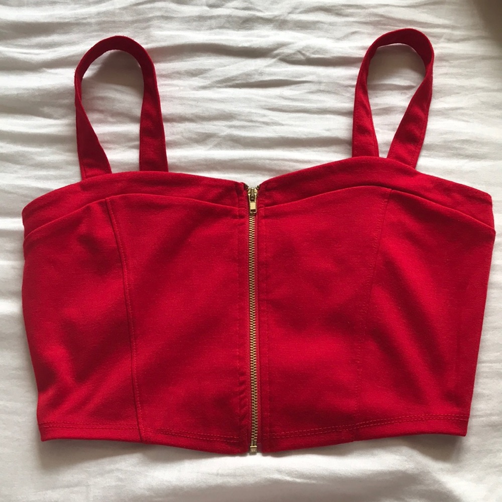 4 different crop tops